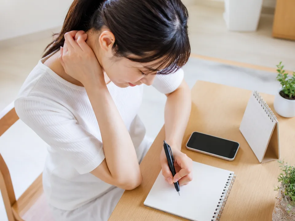 中村接骨院に首の症状を相談するために準備する情報のイメージ