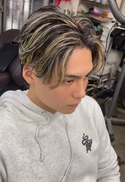 style02