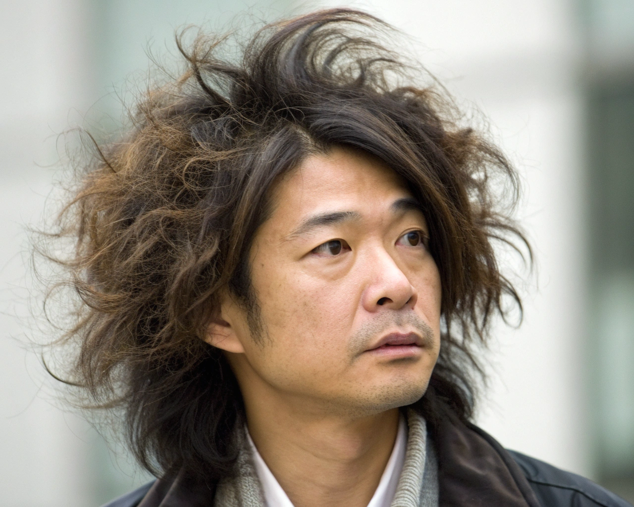 就活で避けたいNG髪型の例